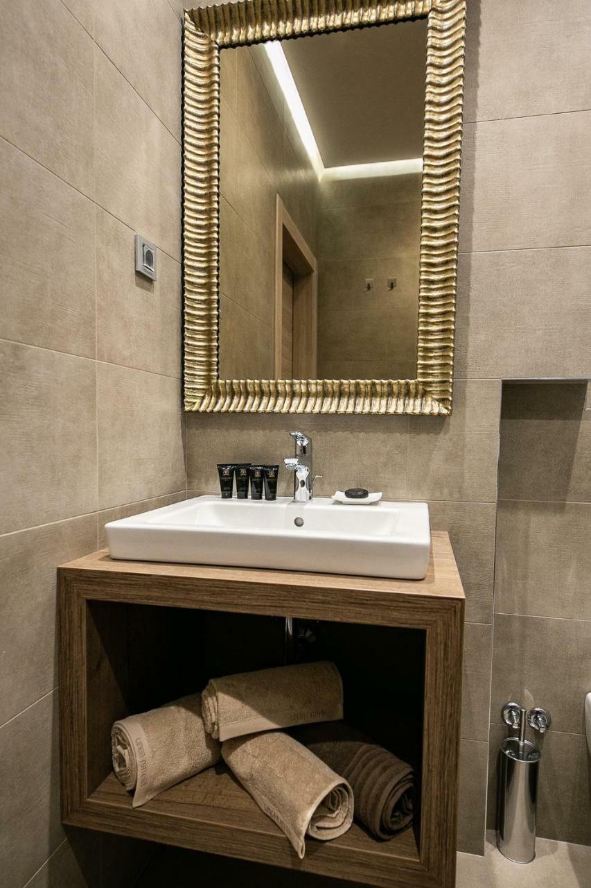 Teatro Suite&Rooms Fiume Esterno foto